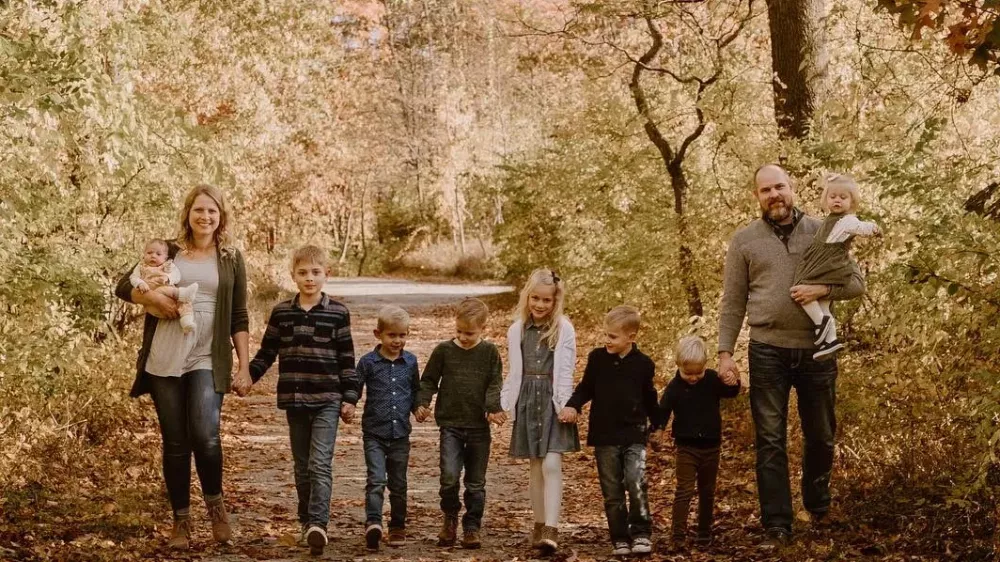 GiveSendGo Help the Family Relocate to Colorado The Leader